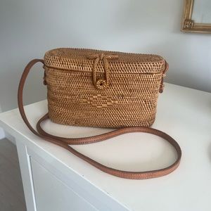 Wicker Cross body bag